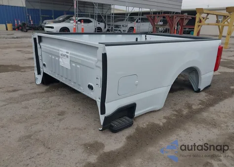 2024 Ford Superduty z USA, uszkodzony, nr VIN TRUCKBED